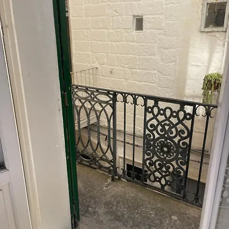 בית הארחה La Rondinella 3*