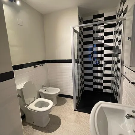 בית הארחה La Rondinella 3*